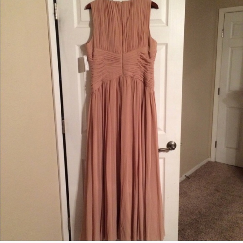 Donna Morgan ‘Paloma’ gown in Oyster, never worn! - Picture 4 of 5
